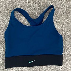 Nike Swoosh Medium Support Longline Sports Bra